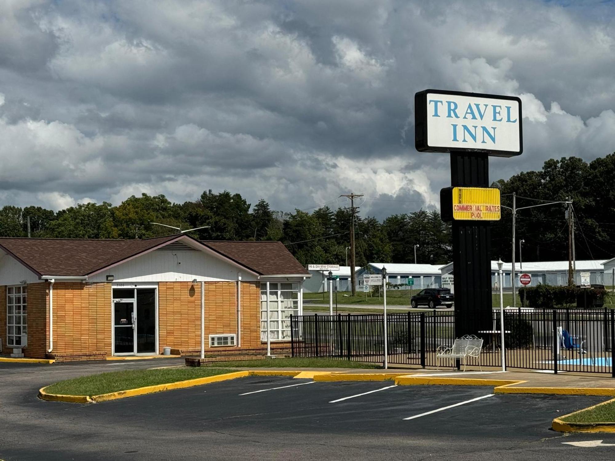 Travel Inn Danville Exteriör bild